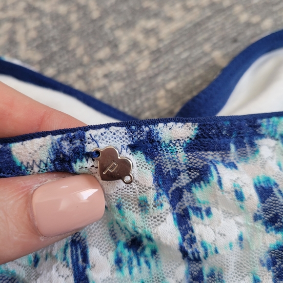 Victoria's Secret Pink Bandeau Bundle - Picture 9 of 11